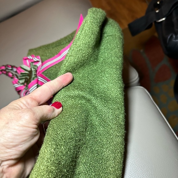 Limited Edition "Goldie" Tote by Bath and Body Works - EUC - Pink and Green - Picture 13 of 13